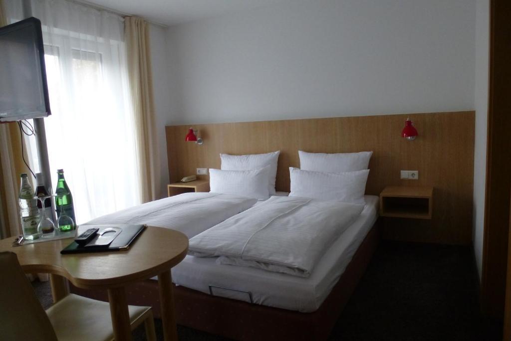Hotel Alpenblick Garni 위버링겐 객실 사진